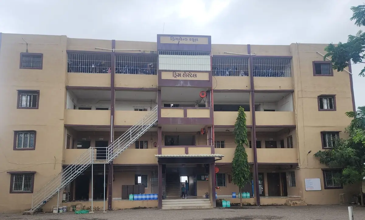 Dreamland School Campus 2
